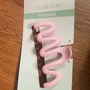 Light Pink Fashion Claw Clip